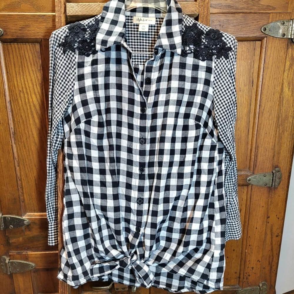 STYLE & CO Women Black White Gingham Plaid Mix Lace Shoulder Button Down Shirt
